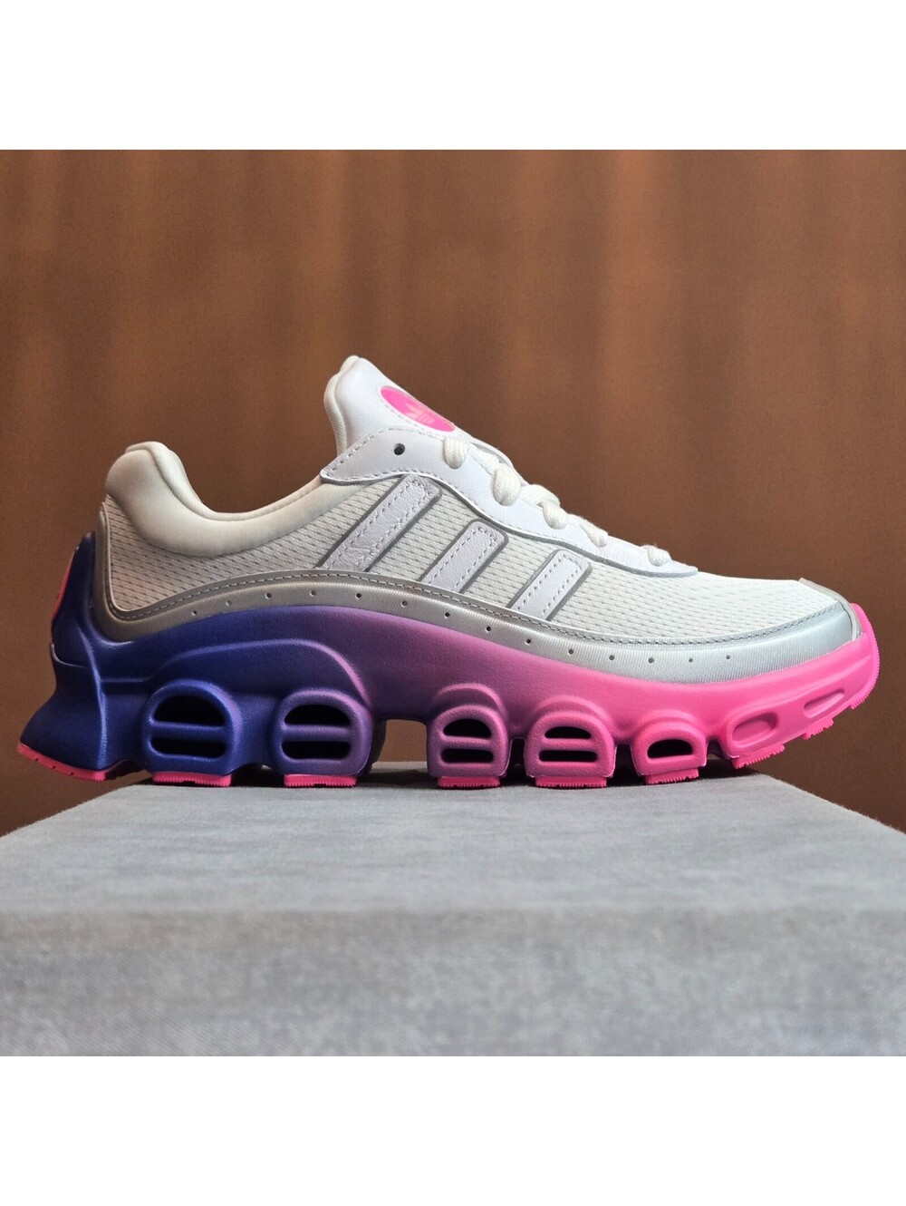 adidas Originals Adifom Megaride - White / Pink / Blue (JR3888) Youth Size 5.5Y